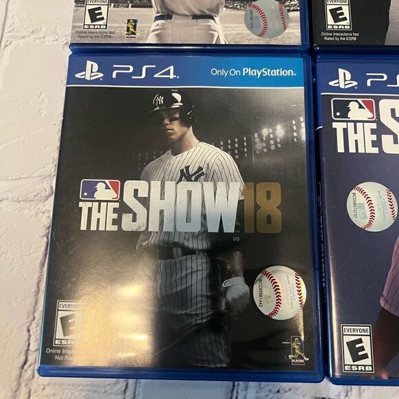 PS4 MLB Games Bundle - Picture 4 of 7